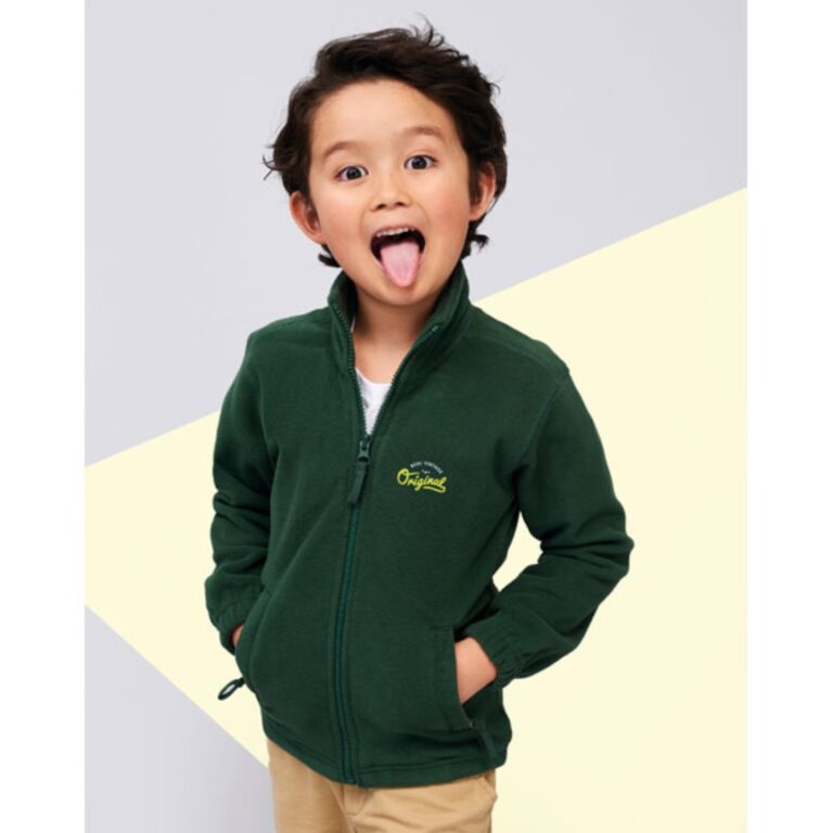 Fleece jacket with logo North Kids Fleece jacket with logo North Kids anti-pilling, banded neck seam, high lined collar. 2 Zipped pockets and zipper at front, elasticated cuffs, extended back panel, inner drawstring hem. Fabric details: 300g/m², 100% polyester. OEKO-TEX.  Sizes - 4 yrs: 96-104cm (L), 6 yrs: 106-116cm (XL), 8 yrs: 118-128cm (XXL), 10 yrs: 130-140cm (3XL), 12 yrs: 142-152cm (4XL), 14 yrs: 156-164 cm (5XL) Depending on the surface we can use embroidery, engraving, 360° imprint or screen print.