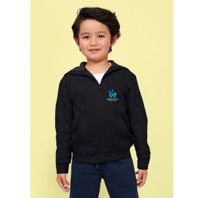 Hoodie with logo Stone kids Kid's hoodie with logo and full zipper, kangaroo pocket at front, ribbed cuffs and hem. No-Label. Fabric details: 260g/m² brushed inside in 50% cotton, 50% polyester. OEKO-TEX. Only sold with print. Sizes - 6 yrs: 106-116cm (XL), 8 yrs: 118-128cm (XXL), 10 yrs: 130-140cm (3XL), 12 yrs: 142-152cm (4XL) Depending on the surface we can use embroidery, engraving, 360° imprint or screen print.